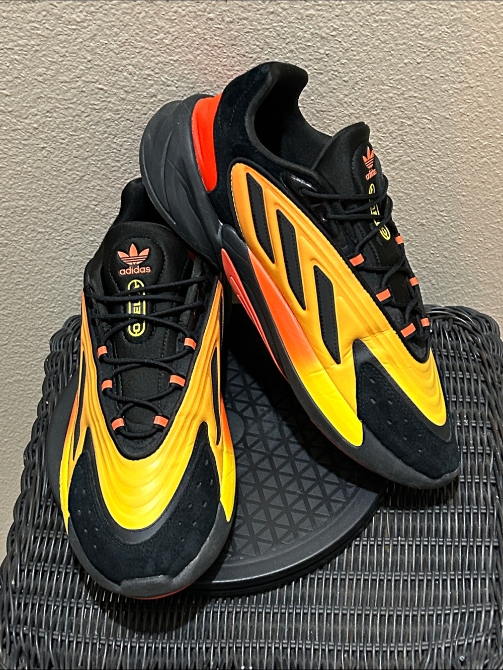 adidas Ozelia ‘Black Semi Impact Orange’ FZ5882